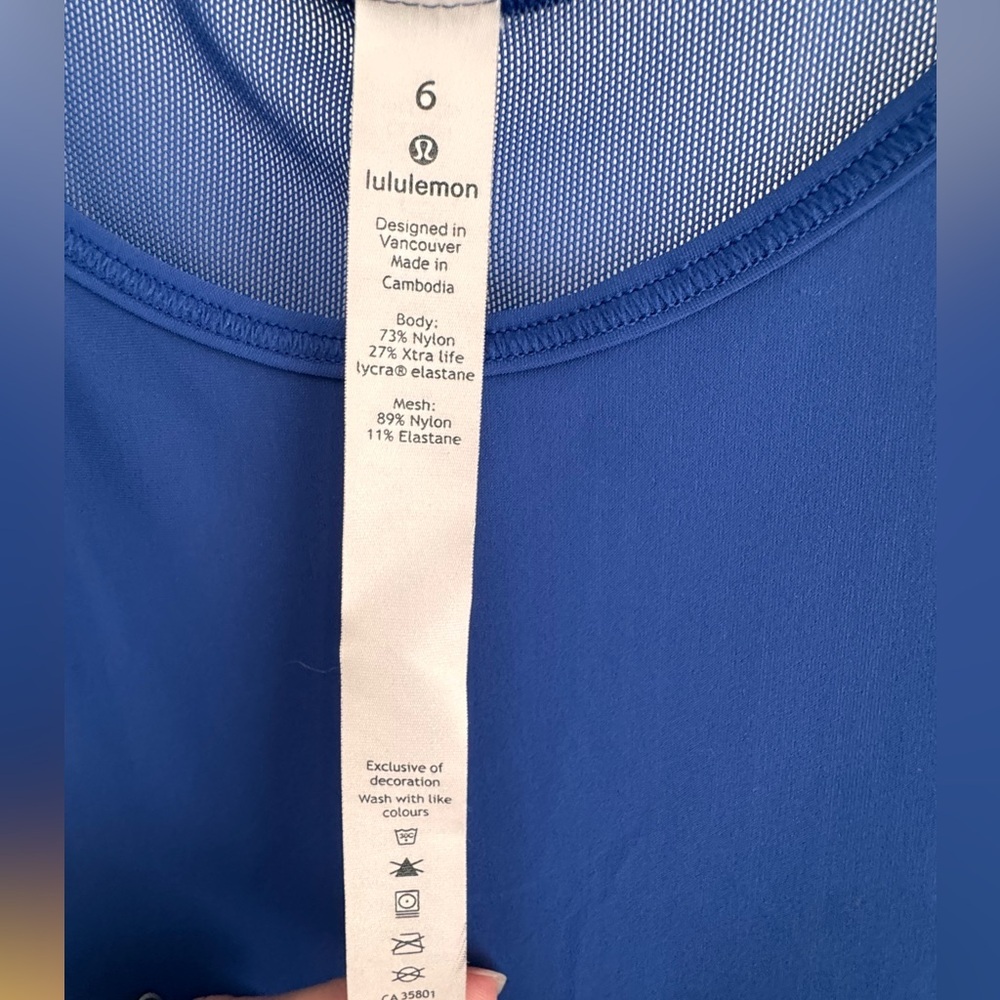 Lululemon Sculpt Tank II Blazer Blue Mesh Running Workout Top Sz 6 - Picture 5 of 5
